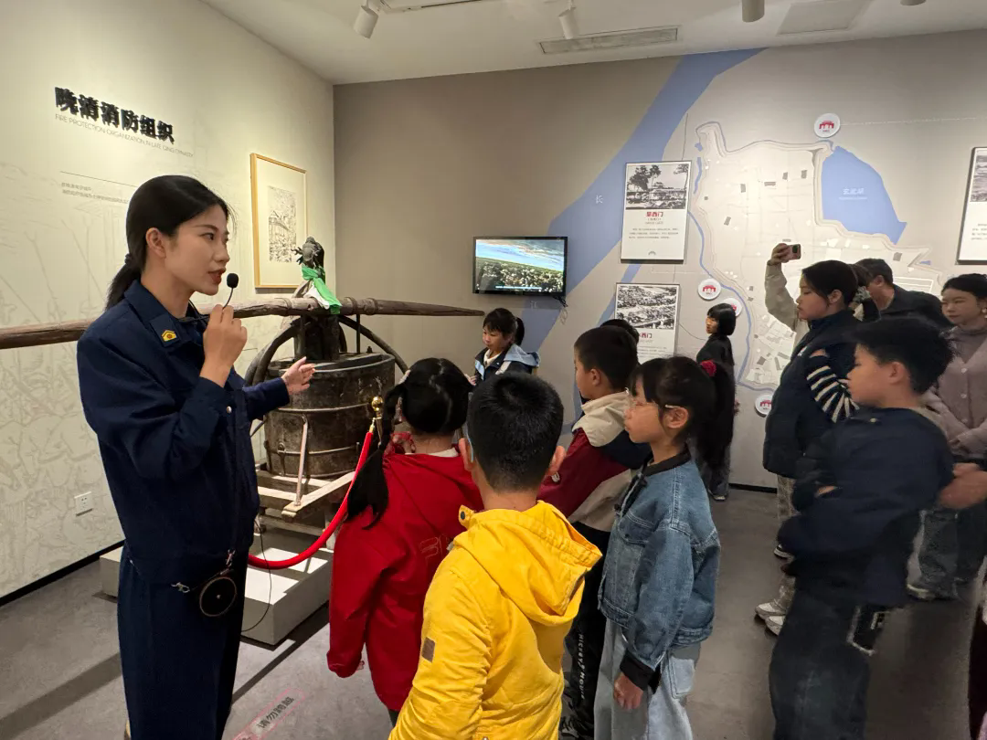 “传承红色基因 厚植家国情怀”系列活动之“小家安则大国宁”——总体国家安全观研学回顾